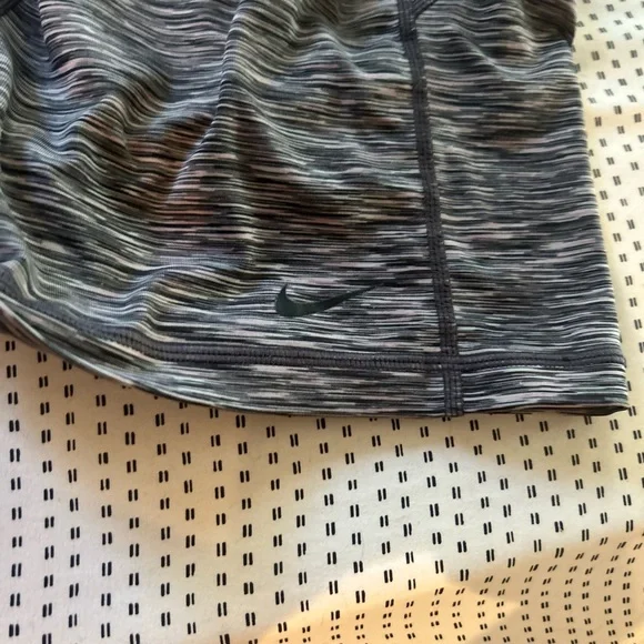 nike pros can fit medium and small :) - Picture 4 of 4